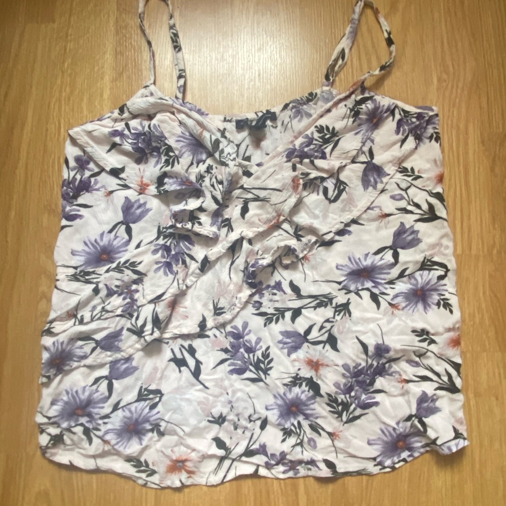 White Floral Tank Top. By American Eagle. Size XS